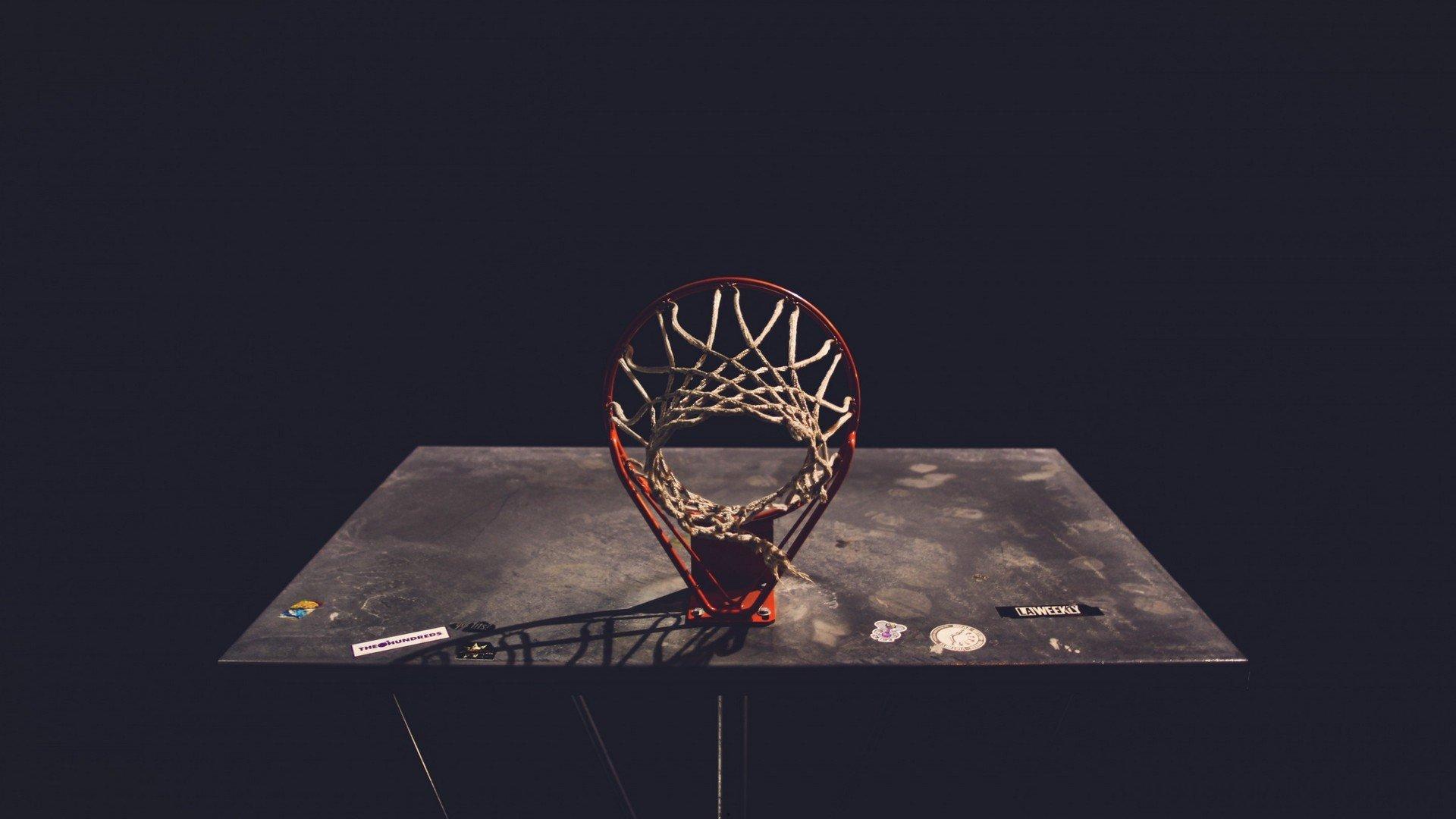 看齐波普！湖人又一3D新星崛起，4年3200万并不亏